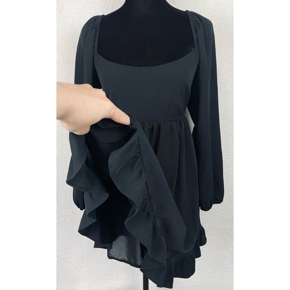 ABERCROMBIE & FITCH • Black Ruffle-Trim Long Sleeve Babydoll Mini Dress, SP - Picture 13 of 16